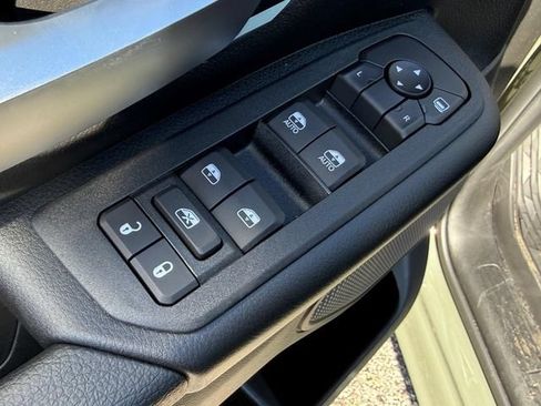 New 2026 RAM 1500 Big Horn AWD/4WD image 22