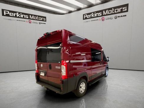 New 2025 RAM ProMaster 1500 w/ Quick Order Package 22G SLT image 6