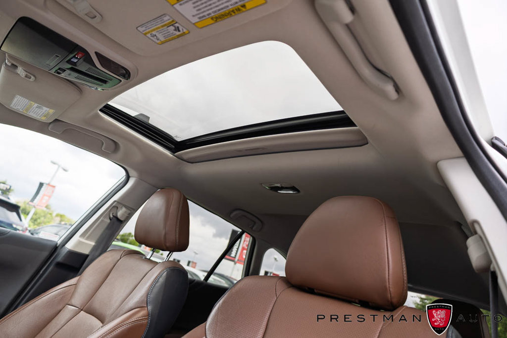 Used 2021 Subaru Outback Touring XT AWD/4WD image 5