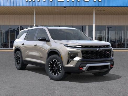 New 2026 Chevrolet Traverse Z71 w/ Enhanced Driving Package AWD/4WD image 7