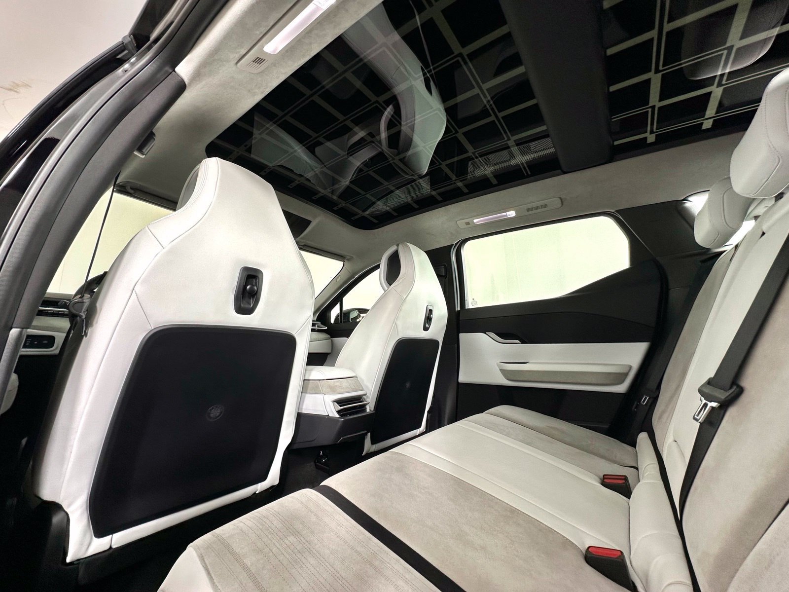 Used 2023 Fisker Ocean One AWD/4WD image 17