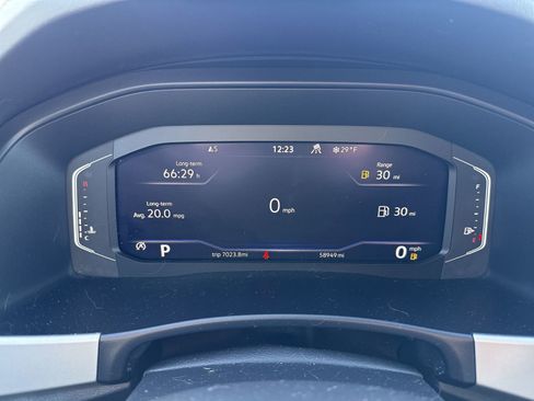 Used 2022 Volkswagen Atlas SE w/ Panoramic Sunroof Package image 16