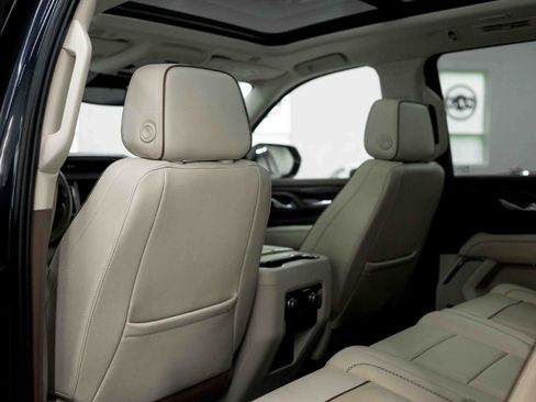 Used 2023 GMC Yukon XL Denali AWD/4WD image 87
