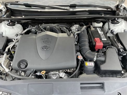 Used 2019 Toyota Avalon Touring FWD image 34