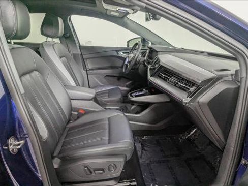 Used 2023 Audi Q4 e-tron Prestige AWD/4WD image 24