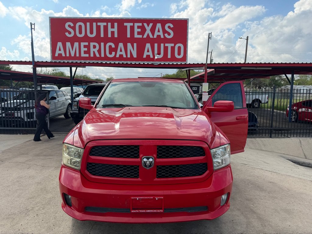 Used 2014 RAM 1500 Express RWD image 3