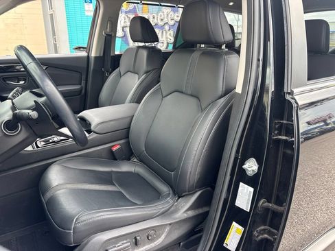 Used 2023 Honda Pilot EX-L image 9