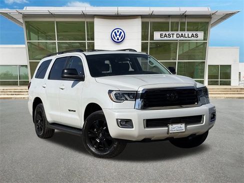 Used 2022 Toyota Sequoia TRD Sport image 1