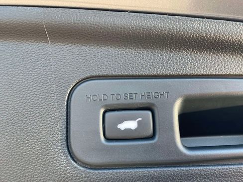 Used 2023 Acura MDX SH-AWD image 10