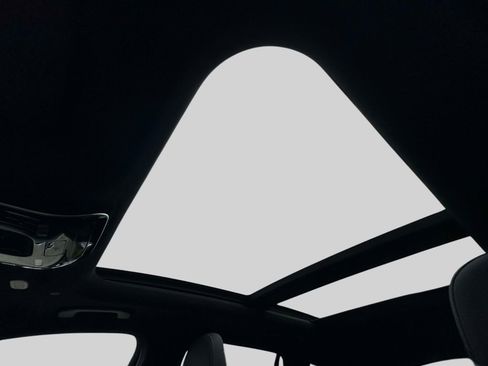 Used 2024 Mercedes-Benz GLC 300 4MATIC image 31