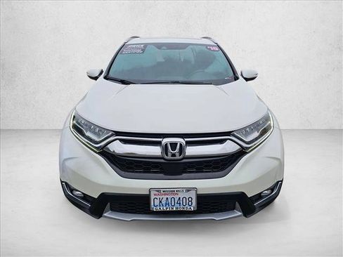 Used 2018 Honda CR-V Touring image 2