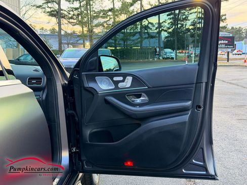 Used 2021 Mercedes-Benz GLE 63 AMG S image 27