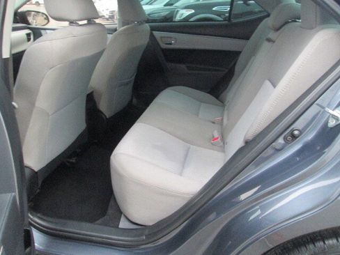 Used 2015 Toyota Corolla LE image 11
