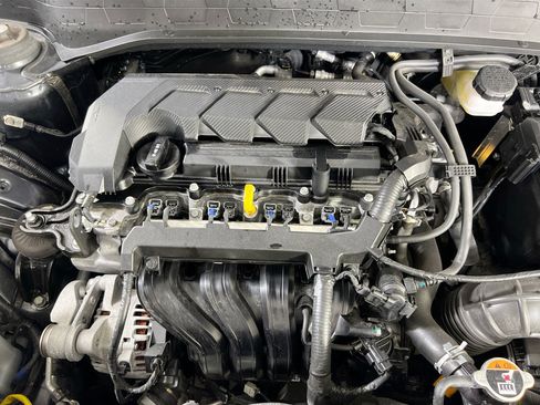 Used 2023 Hyundai Venue SEL w/ Cargo Package image 28