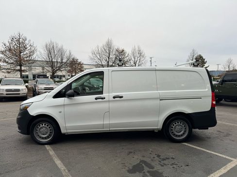 Used 2016 Mercedes-Benz Metris image 11