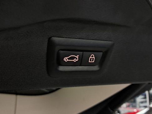 Used 2023 BMW X7 xDrive40i w/ Premium Package image 77