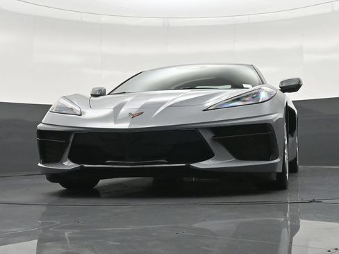 Used 2025 Chevrolet Corvette Stingray Coupe w/ 1LT RWD image 30