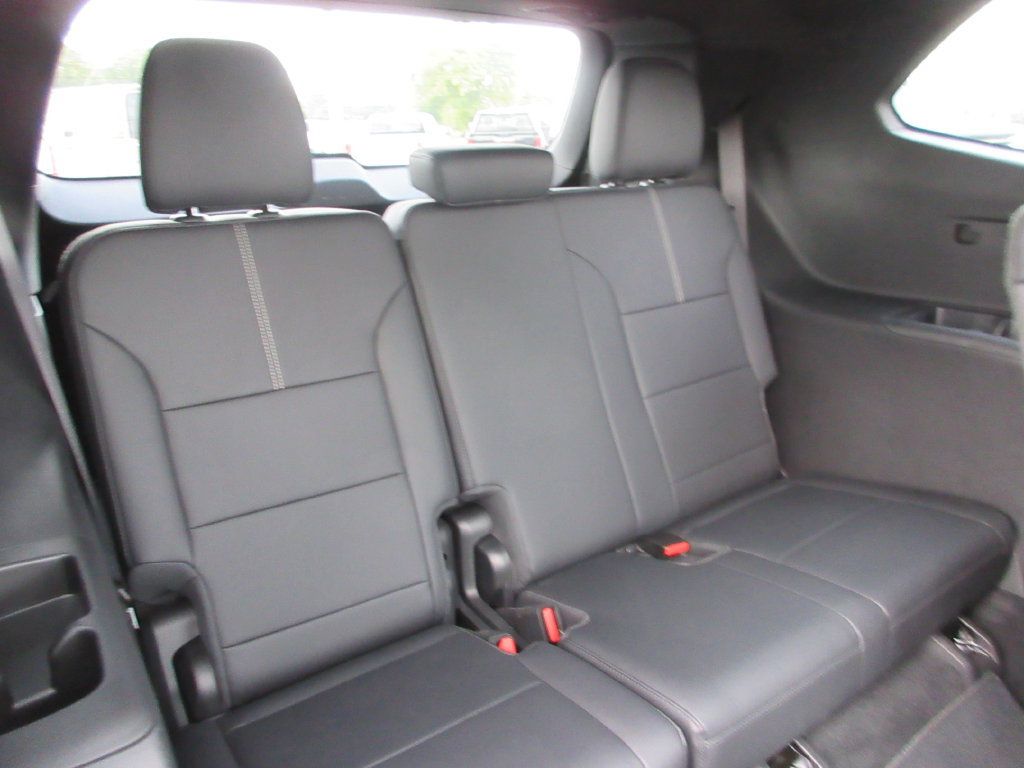 Certified 2024 GMC Acadia Elevation w/ Luxury Package FWD image 26