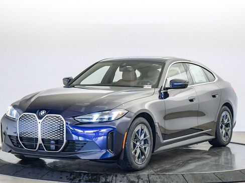 New 2026 BMW i4 xDrive40i w/ Premium Package AWD/4WD image 1