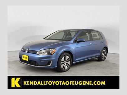 Used 2016 Volkswagen e-Golf SE w/ DC Fast Charging Package