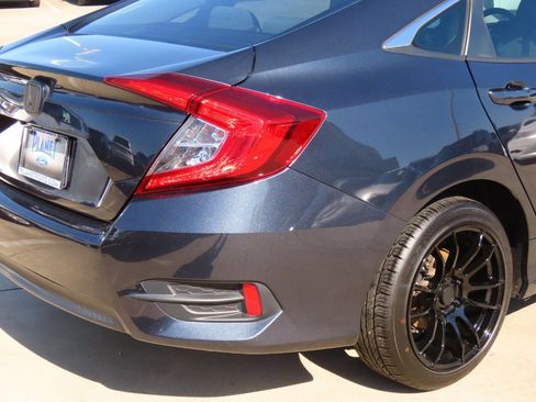 Used 2018 Honda Civic LX image 12