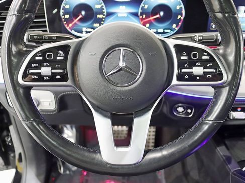 Used 2021 Mercedes-Benz GLS 580 4MATIC image 16