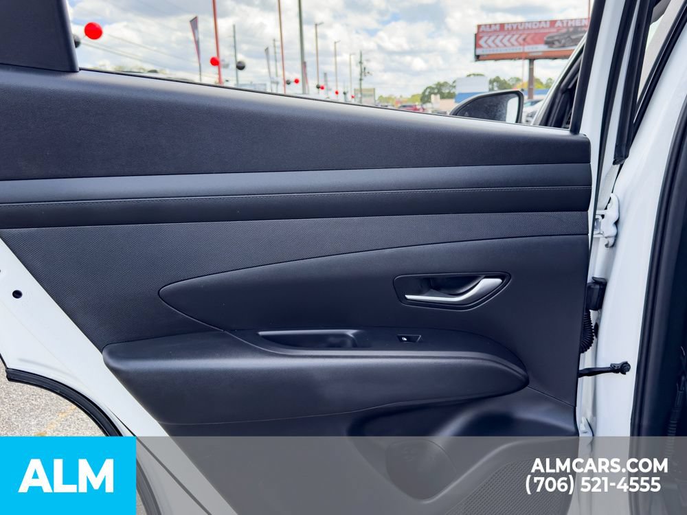 Certified 2025 Hyundai Tucson SEL FWD image 10