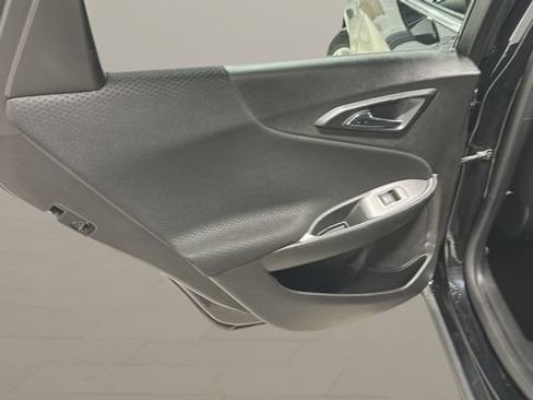 Used 2025 Chevrolet Malibu LT FWD image 24