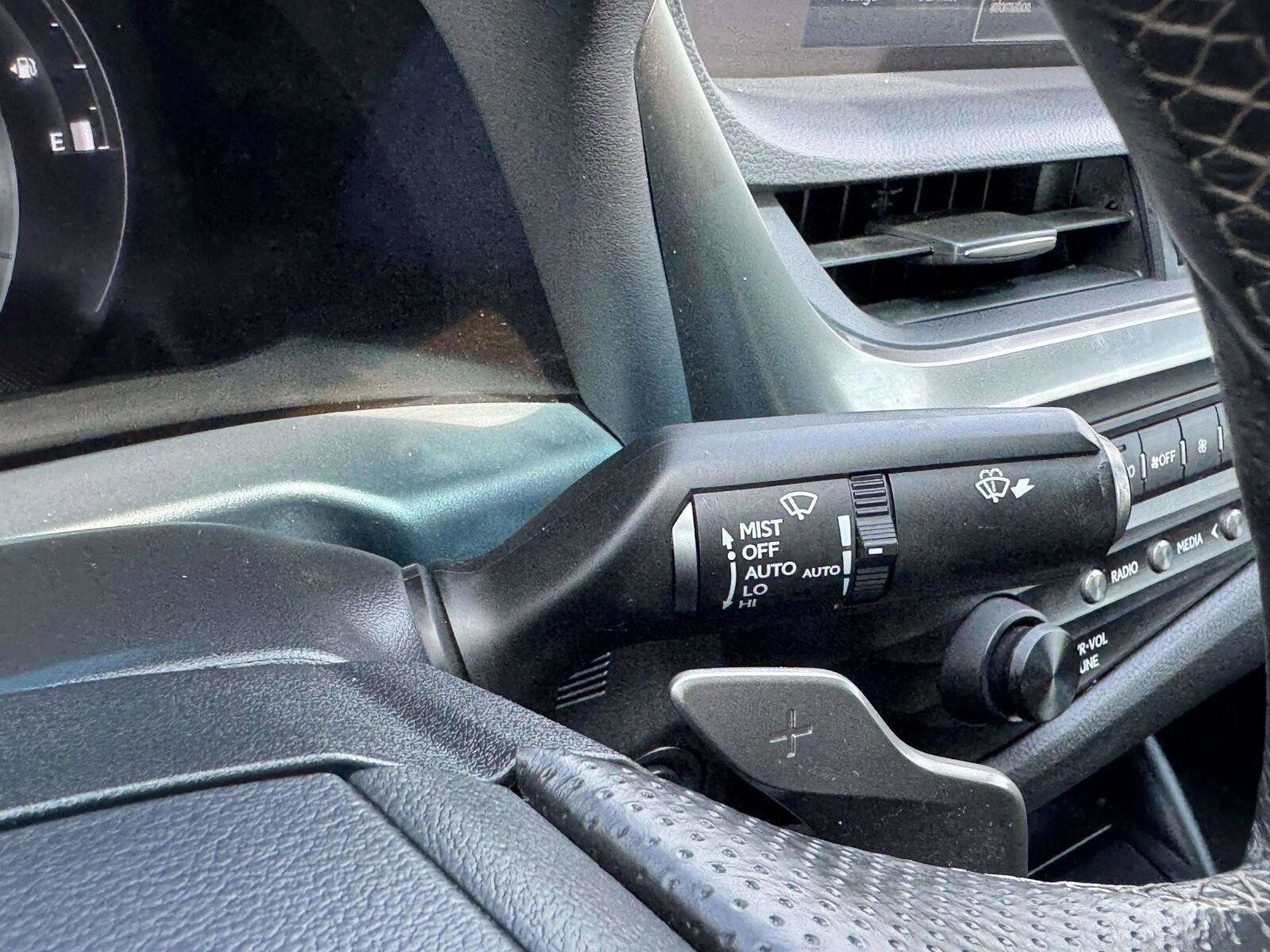 Used 2020 Lexus ES 350 F Sport w/ Accessory Package 2 FWD image 26