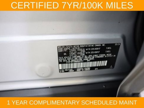 Used 2024 Toyota RAV4 XLE AWD/4WD image 30