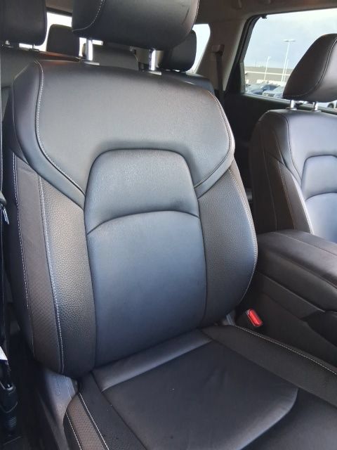 Certified 2025 Nissan Pathfinder SL FWD image 23