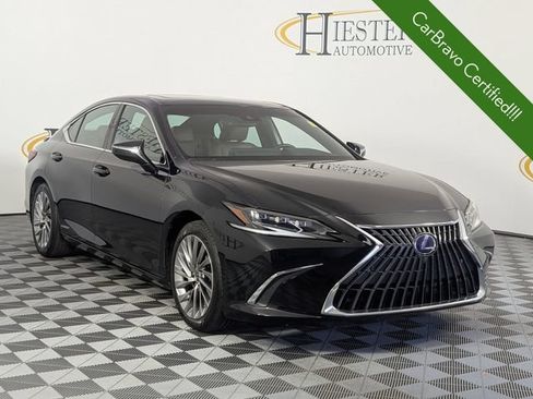Used 2022 Lexus ES 300h Ultra Luxury w/ Protection Package (P3) FWD image 2