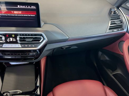 Used 2023 BMW X4 xDrive30i w/ M Sport Package AWD/4WD image 32