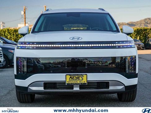 New 2026 Hyundai Ioniq 9 SE AWD/4WD image 2