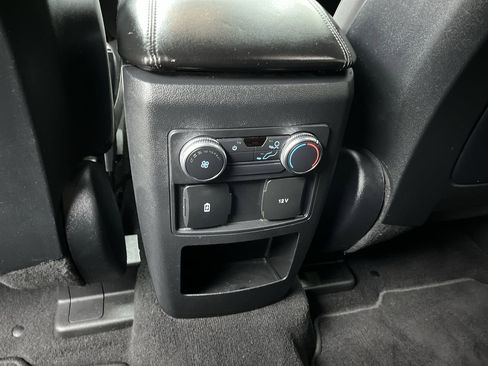 Used 2020 Ford Explorer XLT w/ Class III Trailer Tow Package AWD/4WD image 12