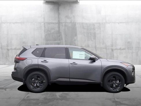 New 2026 Nissan Rogue SV w/ Cold Weather Package AWD/4WD image 5