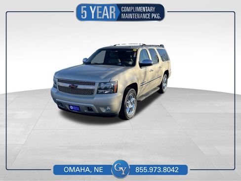 Used 2013 Chevrolet Suburban LTZ image 1