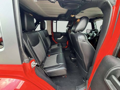Used 2014 Jeep Wrangler Unlimited Sport AWD/4WD image 23