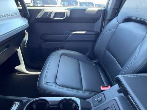 New 2026 Ford Bronco Outer Banks AWD/4WD image 24