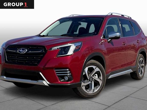 Used 2022 Subaru Forester Touring image 1
