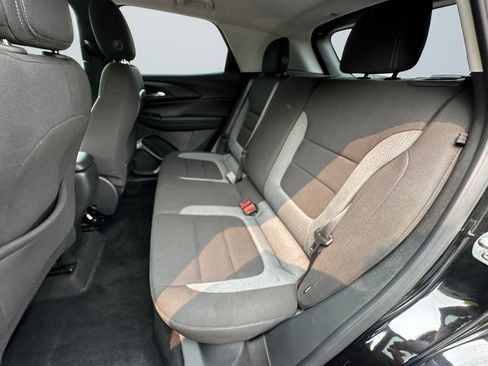 Used 2025 Chevrolet TrailBlazer LT FWD image 13