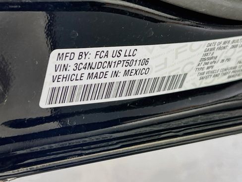 Used 2023 Jeep Compass Limited w/ Sun and Sound Group image 31