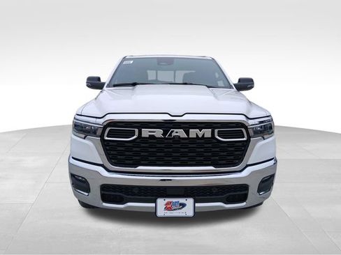 New 2026 RAM 1500 4x4 Crew Cab image 8