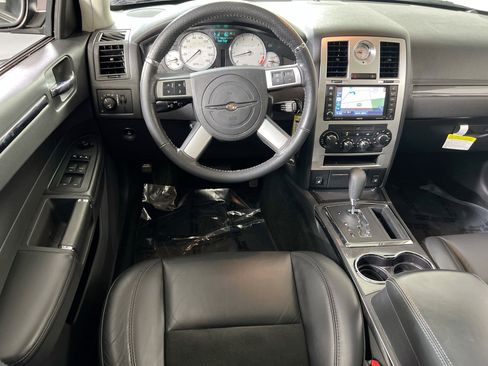 Used 2008 Chrysler 300 SRT8 w/ SRT Option Group II image 23