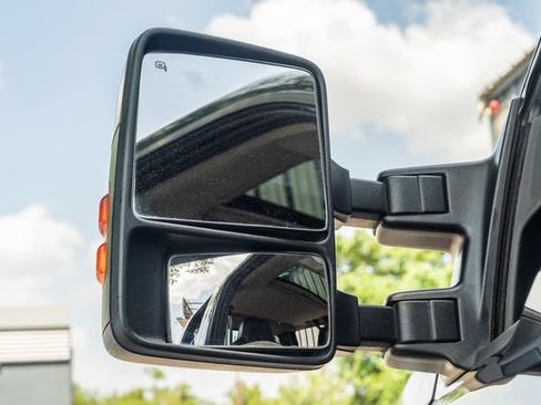 Used 2009 Ford F250 Lariat AWD/4WD image 14