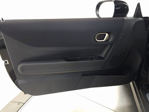 New 2025 MINI Cooper 2-Door Hardtop image 9