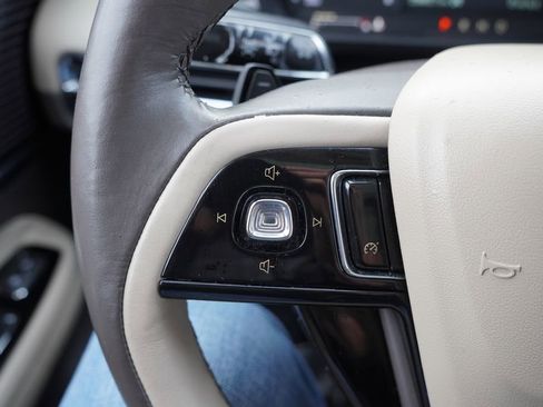 Used 2021 Lincoln Corsair AWD w/ Sport Package image 35