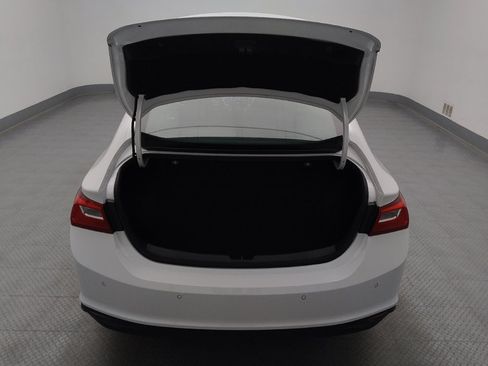 Used 2025 Chevrolet Malibu LS FWD image 29