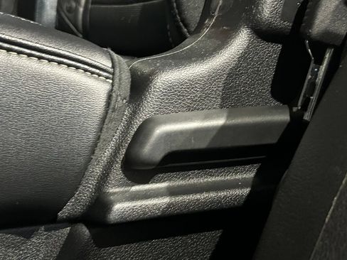 Used 2017 Ford Explorer Platinum AWD/4WD image 53
