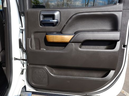 Used 2018 Chevrolet Silverado 1500 LTZ w/ LTZ Plus Package image 37